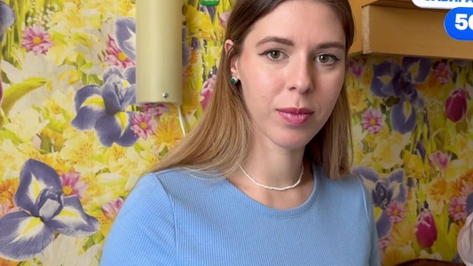 Оказалось - член вкуснее чем Твикс.